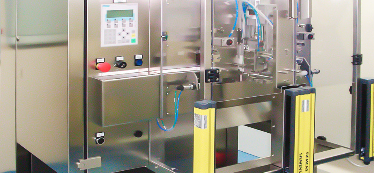 Maquinaria Farmacéutica BRAM-COR - Lineas Llenado y Envasado